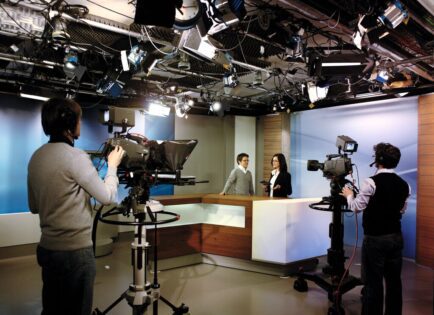 ¿Sabes por qué las lámparas de OSRAM para la iluminación de escenarios, estudios y televisión son una solución acertada? lámparas OSRAM para escenarios, estudios y televisión