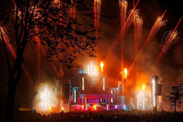 showtec-e-infinity-en-el-festival-lakedance