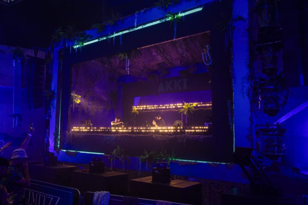 Escenario principal del festival Limitzz Outdoor iluminado con la tecnología de Highlite International en Onder de Brug.