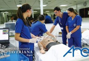 Caso de éxito AREC en centros de simulación médica de la Universidad Javeriana
