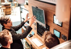 Adam Hall Group en ISE 2026: audio, iluminación y sistemas integrados bajo el lema «Engineering Fascination» adam-hall-group-ise-2026-audio-iluminacion-sistemas-integrados-questra