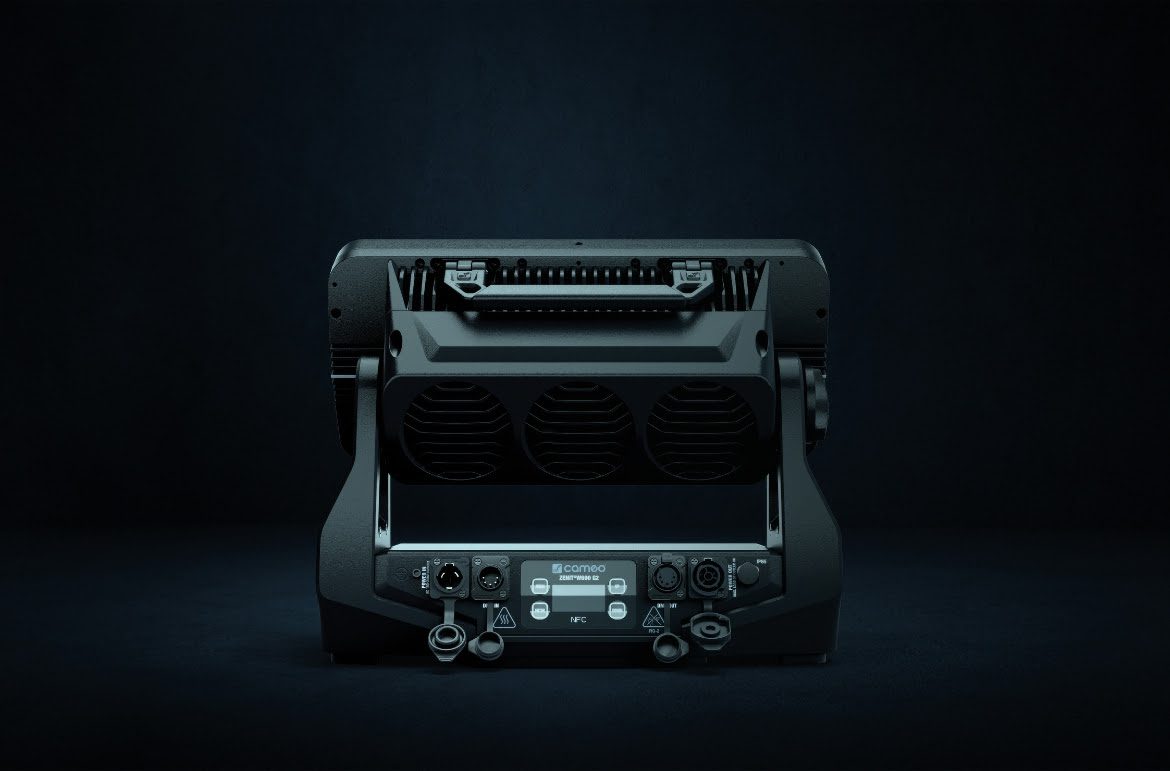 Parte trasera de la Cameo ZENIT W600 G2 con conexiones profesionales, refrigeración optimizada y configuración por NFC para montajes de iluminación.