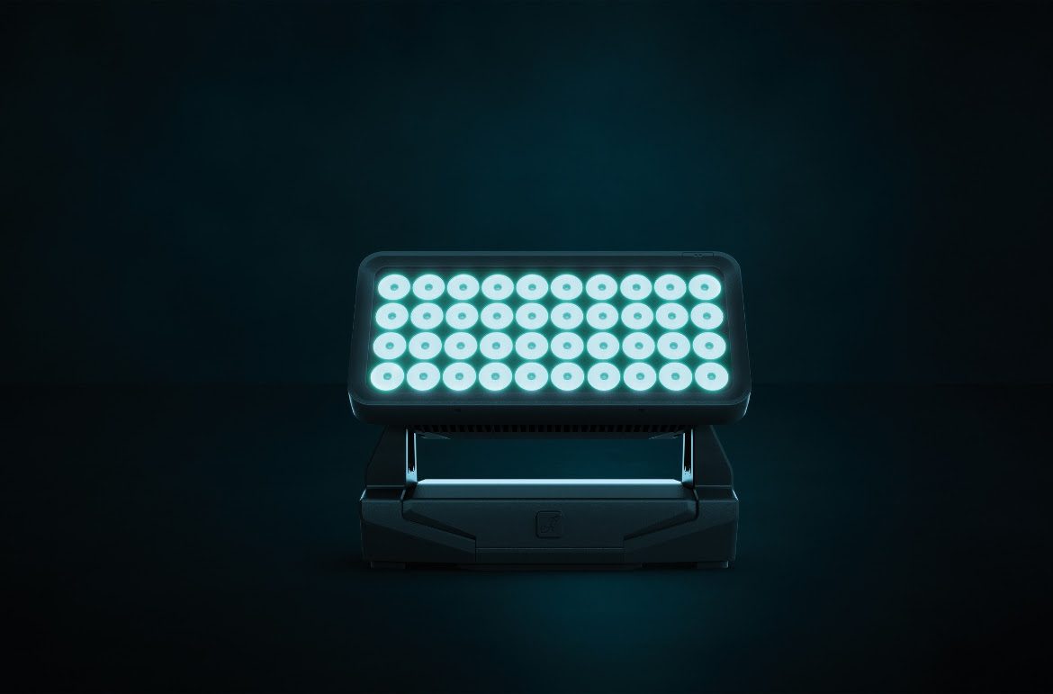 Cameo ZENIT W600 G2, luz wash IP65 LED de alta potencia con motor RGBALC para iluminación profesional en exteriores y giras.