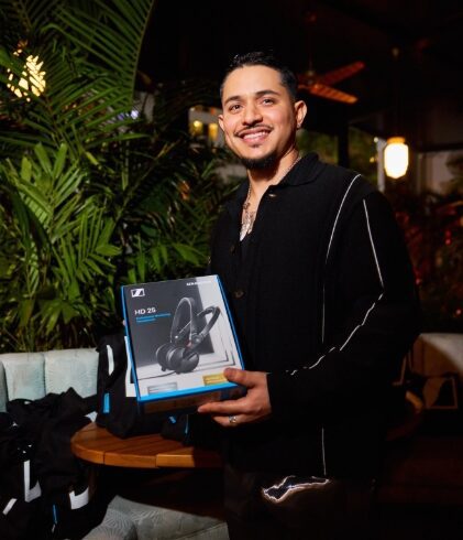 Captura de pantalla 9 2 2026 132326 brandzone.sennheiser group.com 421x490 1