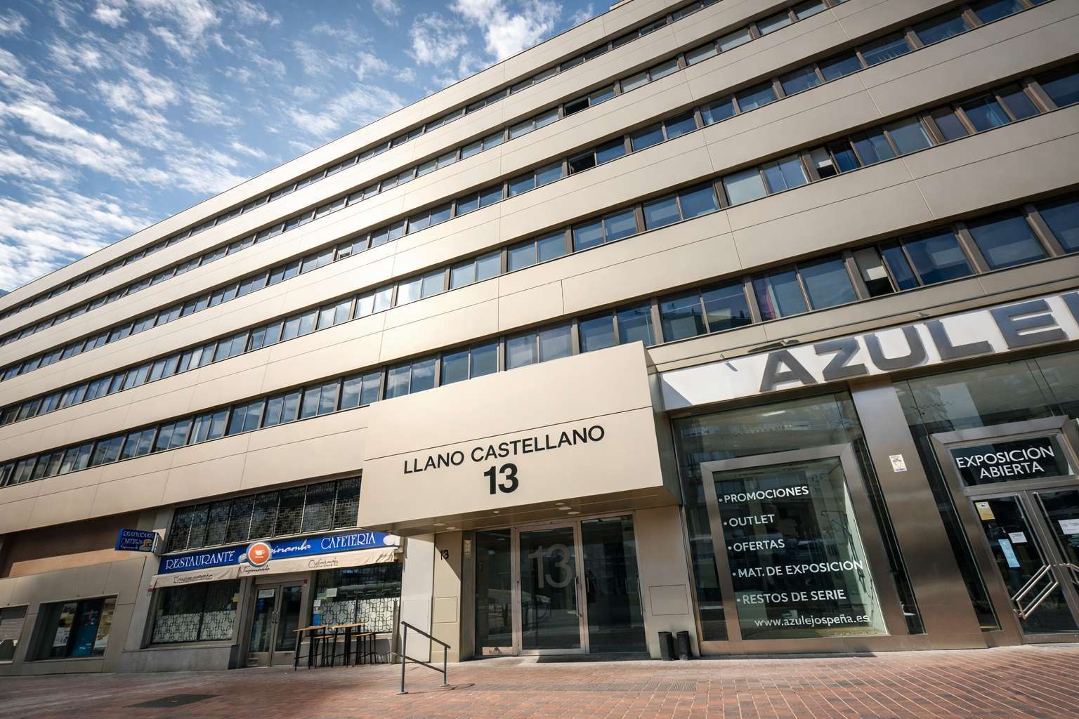 Showroom de Concept en Madrid: soluciones IT y AV profesional en un entorno tecnológico real 2 showroom-concept-madrid