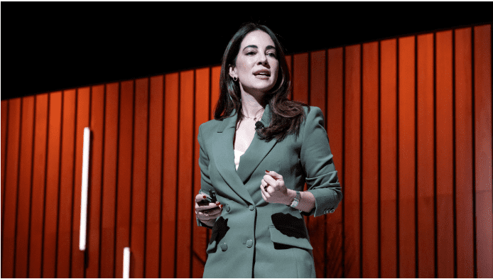 Mariana Atencio en el Consejo de Mujeres de AVIXA en InfoComm 2026: liderazgo y confianza en la era de la IA 2 mariana-atencio-consejo-mujeres-avixa-infocomm