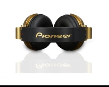 PIONEER DJ lanza los auriculares HDJ 1500 en color dorado  (video) 