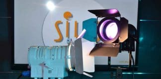 Proyectores LED con lente PC para teatro de SILUJ