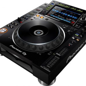 Configuración digital de Pioneer DJ: multireproductores CDJ-2000 NXS2 CDJ-2000 NXS2 y DJM-900 NXS2