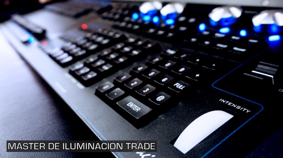 Trade incorpora mesas Chamsys al la formación del Master de Iluminación