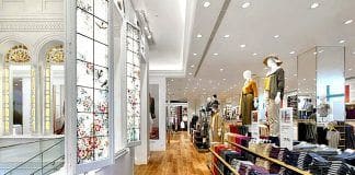 sistemas de alarma por voz y de distribución musical TOA en UNIQLO