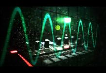 Dennis White utiliza el sintetizador analógico TORAIZ AS-1 en la producción ganadora de un Grammy 2018 Dennis White utiliza el sintetizador analógico TORAIZ AS-1 en la producción ganadora de un Grammy 2018