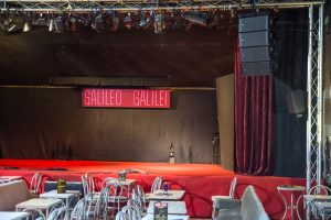 La sala Galileo Galilei renueva la instalación de sonido profesional