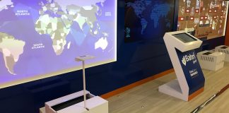 Instalación interactiva audiovisual en el Bahri Road Show