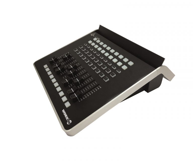 Consolas de iluminación profesional LightShark de Work Pro, amplía la serie