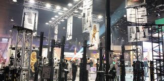 torres-elevadoras-para-equipos-de-sonido-y-audiovisuales-GUIL PL+S 2018 (2)
