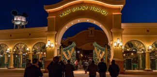 Diseño de sistemas de audio para los invitados de Yamaha en Disneyland