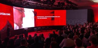 pantalla LED curva de gran formato SONO 0