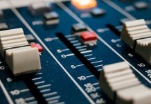 trabajo del técnico de sonido