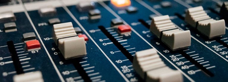 trabajo del técnico de sonido
