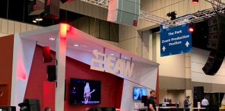 Sistema de sonido Line Array de EAW