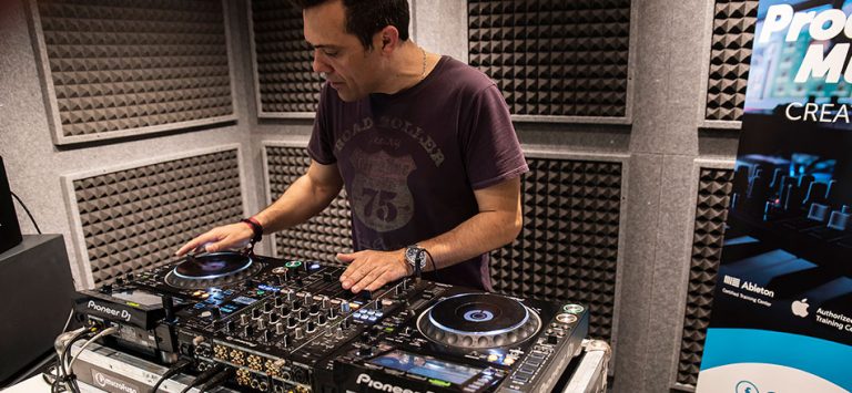 escuela de tecnología musical