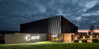 ICONIC AWARD: Innovative Architecture