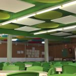 Acondicionamiento acústico en el comedor de la escuela Edumar de Castelldefels con paneles fonoabsorbentes de ISINAC Acondicionamiento acústico