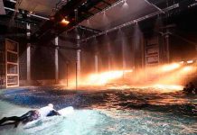 Polipastos eléctricos con cable de Stagemaker en el primer plató sumergido del mundo en los estudios cinematográficos belgas Lites Polipastos eléctricos con cable de Stagemaker