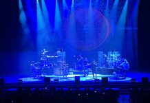 técnicos de sonido del concierto