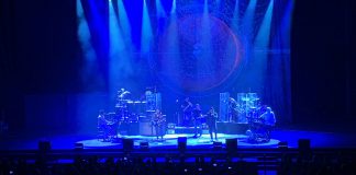 técnicos de sonido del concierto