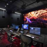 Solución de sonido Ultra Reflex para pantallas audiovisuales y Displays de Meyer Sound, elevada calidad del sonido envolvente con las pantallas de video Solución para la reproducción del sonido Ultra Reflex de Meyereflex de Meyer Sound