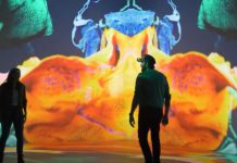 proyector láser de 3-Chip DLP™ 4K de 20.000 lúmenes PT-RQ25K más compacto y ligero del mundo