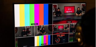 mezclador ATEM Mini Extreme ISO y cuatro unidades Blackmagic Pocket Cinema Camera 6K en el popular pódcast