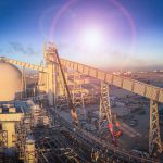 Equipos de intercomunicadores industriales de J&R en la principal refinería de azúcar de Arabia Saudí