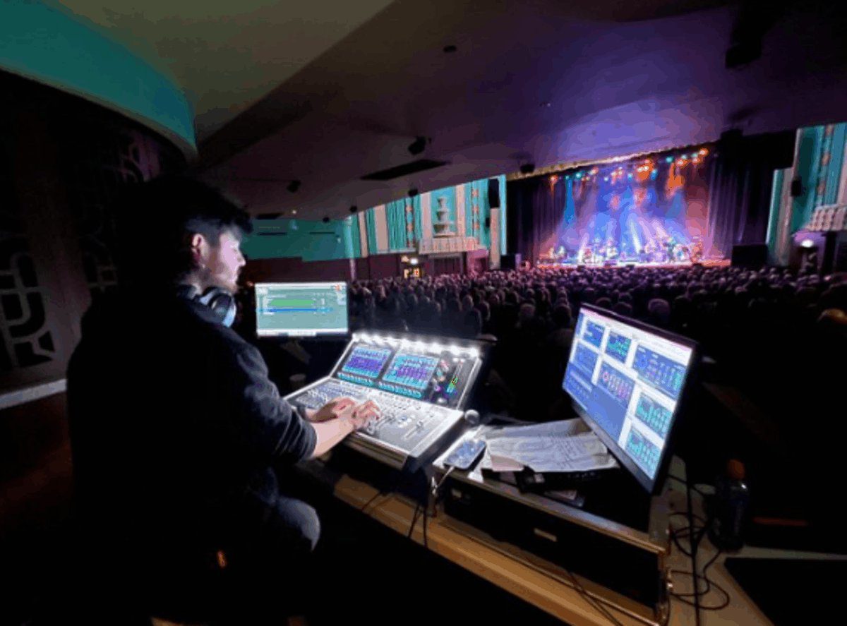 Consolas de la serie S de DiGiCo en la gira Tubular Bells 50th Anniversary Tour 2023