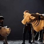 sistema d&b Soundscape para el audio del escenario de la obra Rebelión en la granja