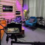 This Is Distorted crea un estudio de producción de pódcast con la tecnología y soluciones audiovisuales de Blackmagic La producción de pódcast audiovisuales mejora con la tecnología y soluciones audiovisuales de Blackmagic con la agencia de contenidos This Is Distorted