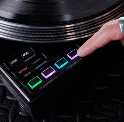Pioneer DJ nos presenta el giradiscos híbrido digital analógico profesional Hybrid Creativity 