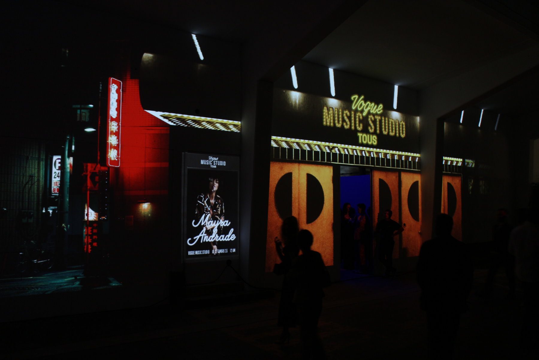 40 proyectores y displays LCD de Christie® en el 20º aniversario de VOGUE en Portugal
