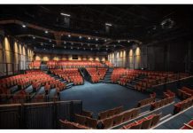 La versatilidad de la tecnología de d&b audiotechnik triunfa en el nuevo Teatro Singtel Waterfront solución de audio para el teatro