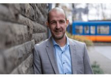 Tobias Lang Secretario Tesorero de la Junta Directiva de AVIXA Tobias Lang Secretario-Tesorero de la Junta Directiva de AVIXA