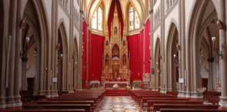 los mejores sistemas de audio para los lugares de culto, con las Marcas representadas por Magnetron