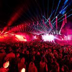 equipos de iluminación profesional de Cameo la mejor iluminación en el escenario del festival musical