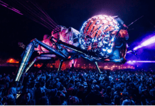 ¿Sabes por qué la tecnología de Sennheiser proporcionan un excelente audio en festivales de música como en rante Glastonbury 2024? sistemas de micrófono inalámbrico EW-D y cápsulas dinámicas MM 445 de Sennheiser las mejores para festivales de música, estadios y eventos