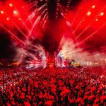 Los mejores focos de iluminación para festivales en el exterior