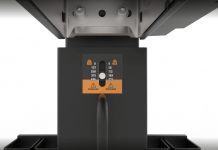 Nuevas torres elevadoras de FANTEK, con el sistema de monitorización de carga LoadSense, descubrelas en PLASA torres elevadoras de FANTEK con el mejor sistema de monitorización de carga LoadSense