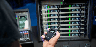 Sennheiser Sennheiser EW-DX EM 4 Dante para las producciones de presentaciones en vivo
