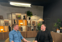 Los mejores equipos de audio de Sennheiser para podcast en el estudio de grabación The High Performance