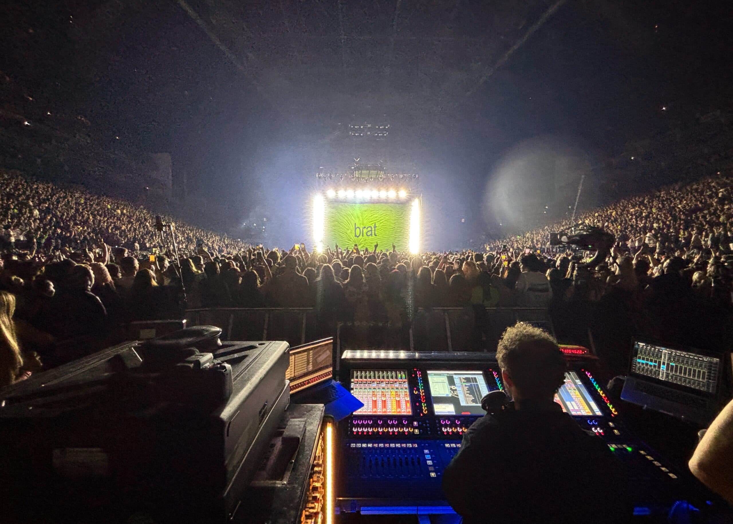 Gira brat con consolas DiGiCo